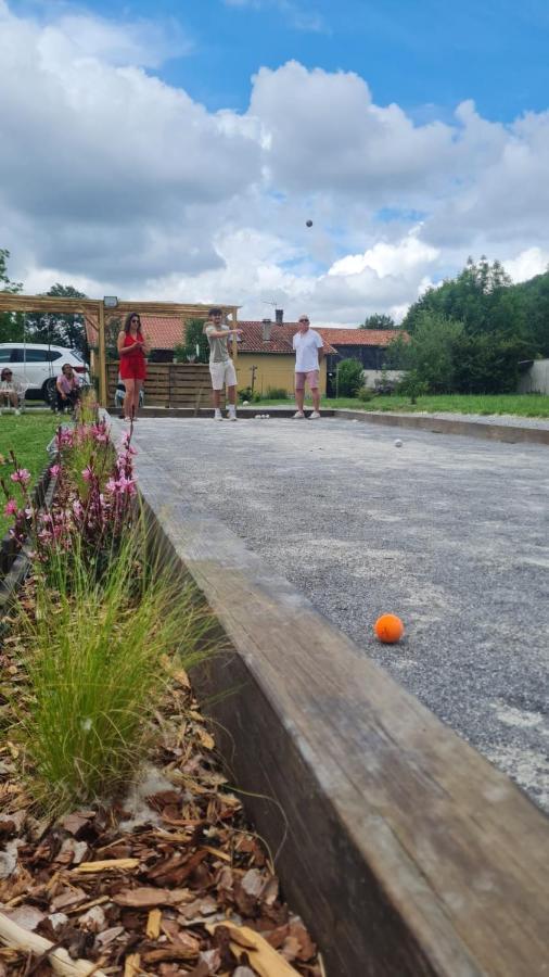 Villa Jacuzzi, Terrain De Petanque Et Aire De Jeux Vue Sur Les Pyrenees Seilhan Exteriér fotografie